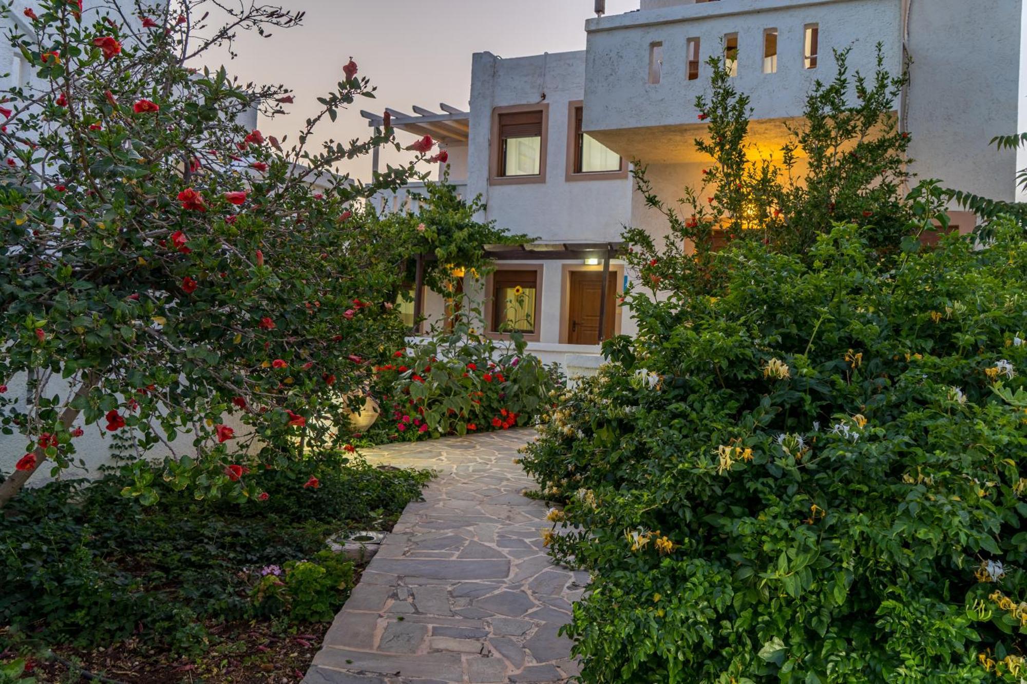 Akrotiri Apartments Макригиалос Экстерьер фото